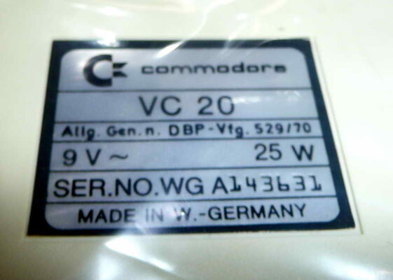 Vc20 - NOS - serial 143631 - 09.jpg