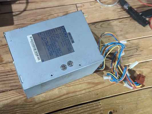 A4000 PSU Liteon.webp