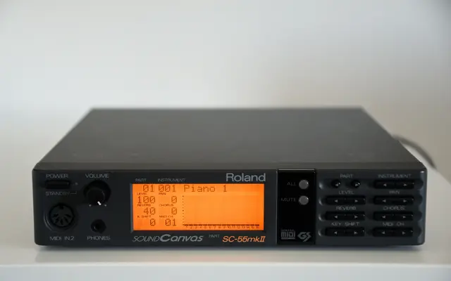 Sold - Roland SC-55 mkII | AmiBay