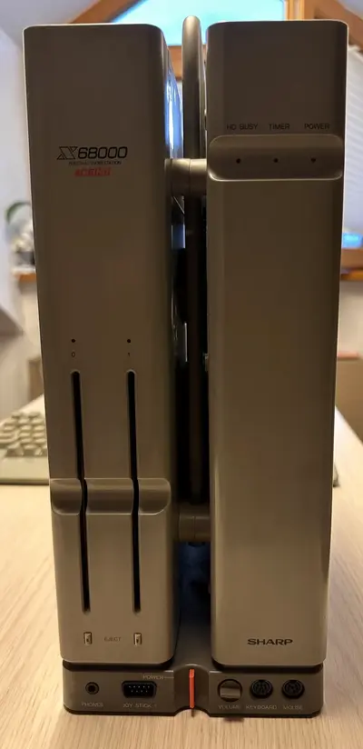 SHARP X68ハード X68000本体 ACE HD(CZ-611C-BK) For Sale - Sharp X68000 ACE HD (gray) – recapped, maxed RAM