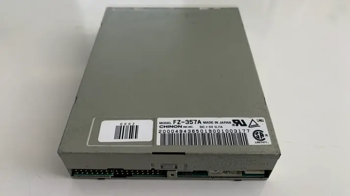 Sold - CHINON-FZ357A 1.76 HD disk drive - Slim | AmiBay