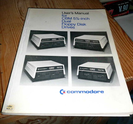 CBM DUAL floppy disk drives manual for PET.jpg