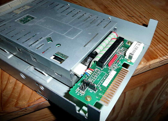 Epson SMD-240 720kb floppydrive with at adapter and 5.25 bay. -02.jpg