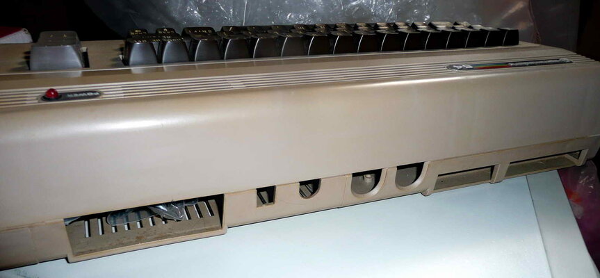 c64 chassis -05.jpg