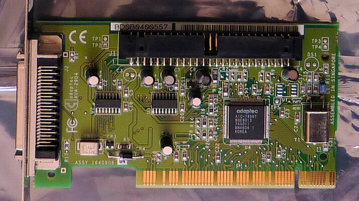 Adaptec_AVA-2904_2.jpg