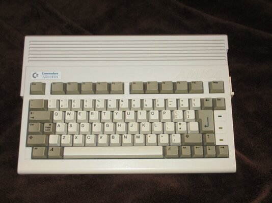 Amiga6001.jpg