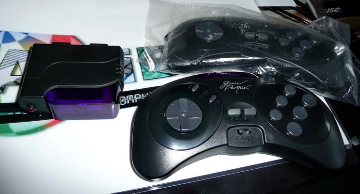 game partner wireless pads - mega drive.jpg