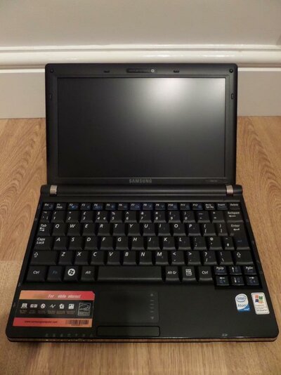 Samsung NC10 - 3.jpg