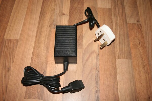 Interton PSU 001.jpg