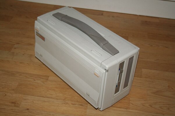 Compaq Portable 386 006.jpg