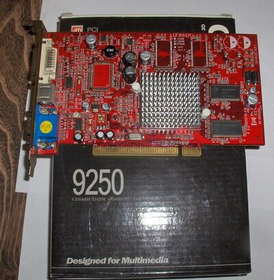 radeon 9250 128mb pci.jpg