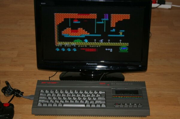 Speccy +2 Grey 003.jpg