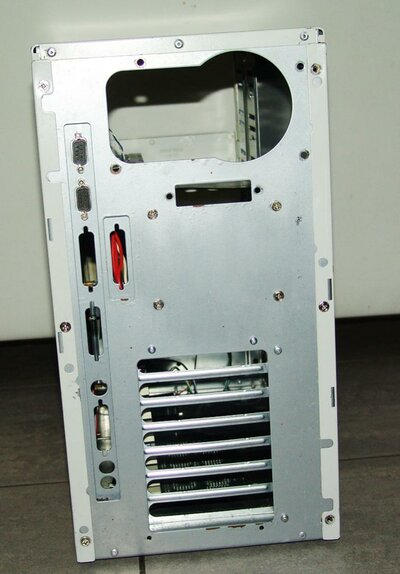 A4000Tower 037_bearbeitet-1.jpg