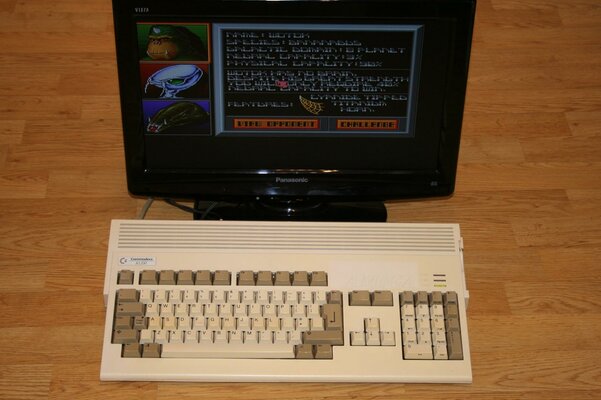 Amiga 1200 012.jpg
