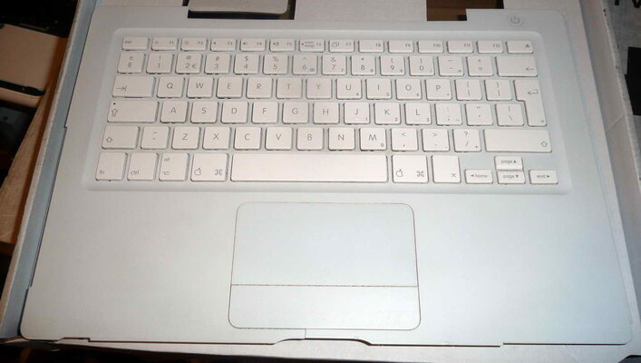 Apple MacBook 13inch A1181 Palmrest with Keyboard Assembly White, 613-6695 nl -01.jpg