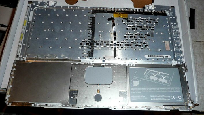 Apple MacBook 13inch A1181 Palmrest with Keyboard Assembly White, 613-6695 nl -02.jpg