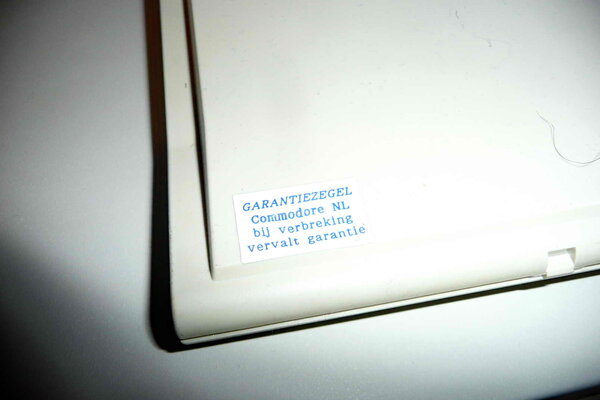 C128Dcr - boxed - Original - 13.jpg