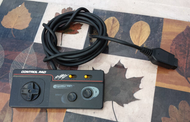 Competition Pro control Pad_s.jpg