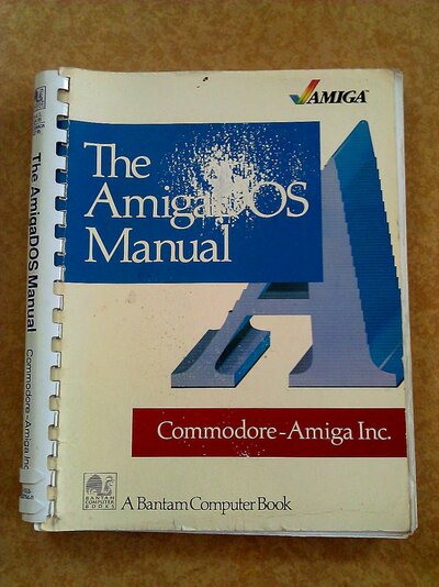 book9_the_amiga_dos_manual.jpg