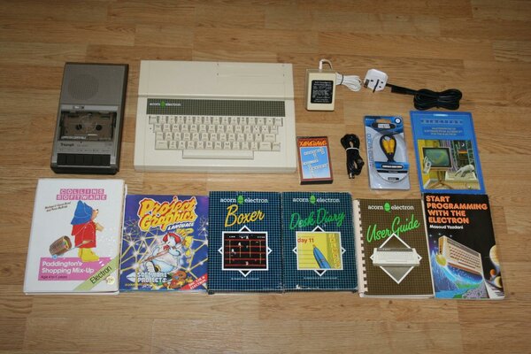 Acron Electron With Interface 1 005.jpg