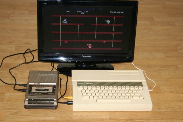 Acron Electron With Interface 1 002.jpg