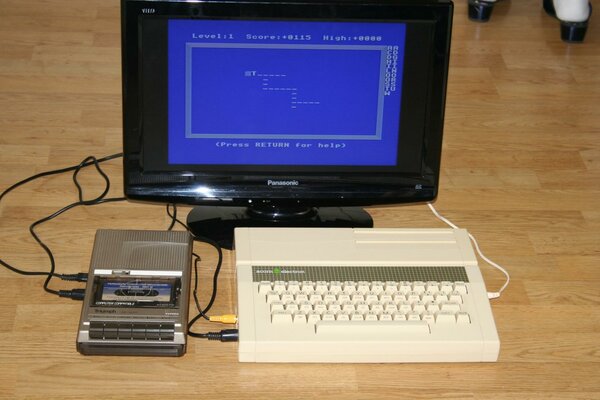 Acron Electron With Interface 1 003.jpg