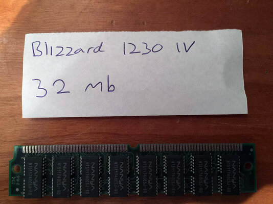 Blizzard 1230 SIMM 32mb 1.JPG