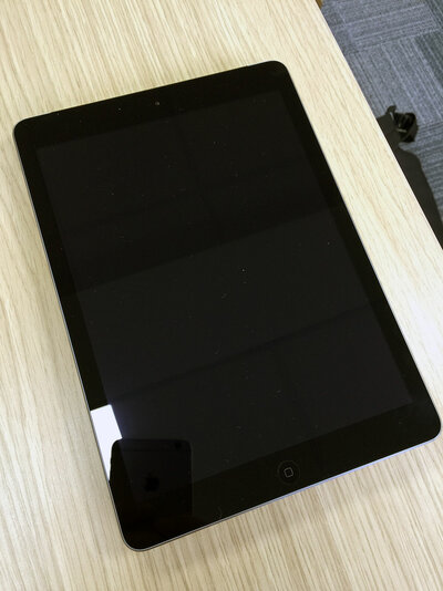iPad Air 4.jpg