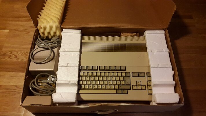 Amiga5001.jpg