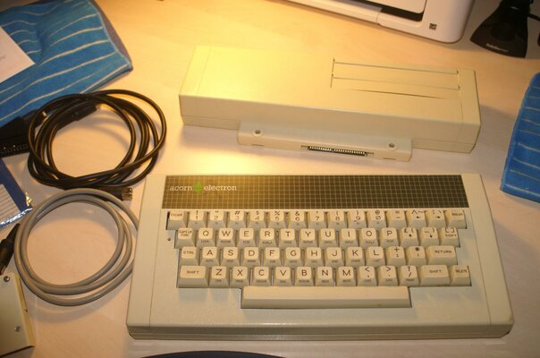 Sold - Acorn Electron setup | AmiBay