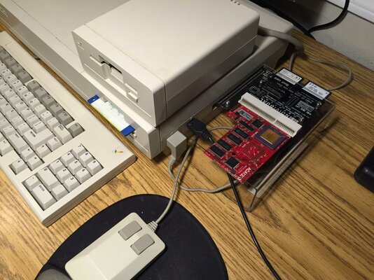 amiga1000.jpg