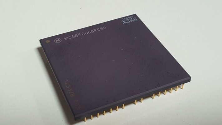 MC68EC060RC50_1001.jpg