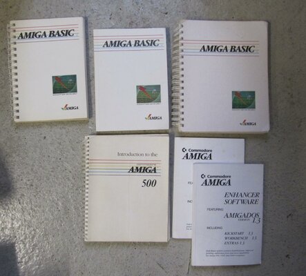 Amiga-basic.jpg