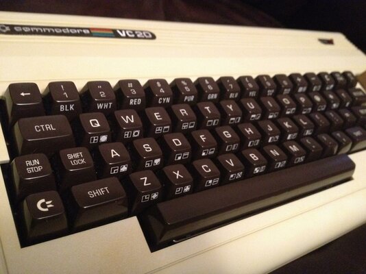 vic20-0.jpg