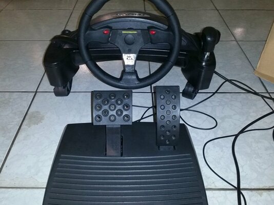 volan-thrustmaster-formula-1-racing-wheel-slika-55596194.jpg