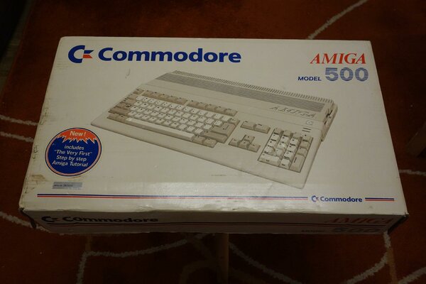 Amiga 500 Boxed 03.jpg