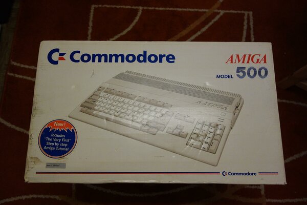 Amiga 500 Boxed 01.jpg