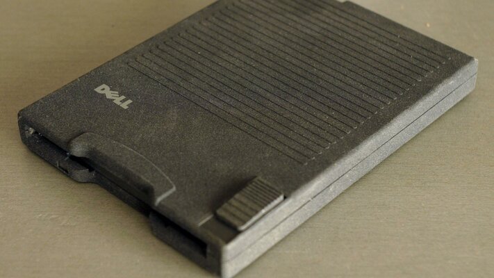 DELLfloppyHD02.jpg