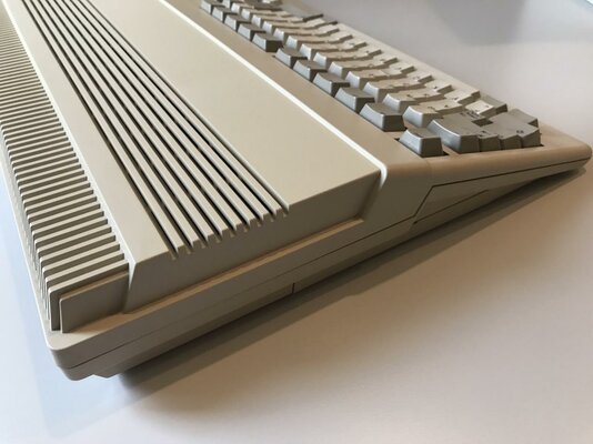 Amiga 500 Case #04.jpg