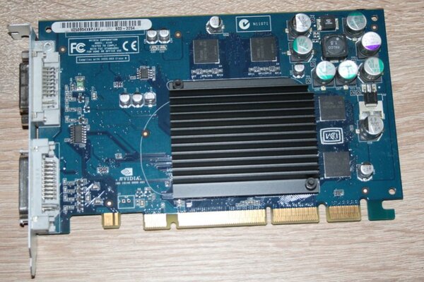 nvidia5200a.jpg