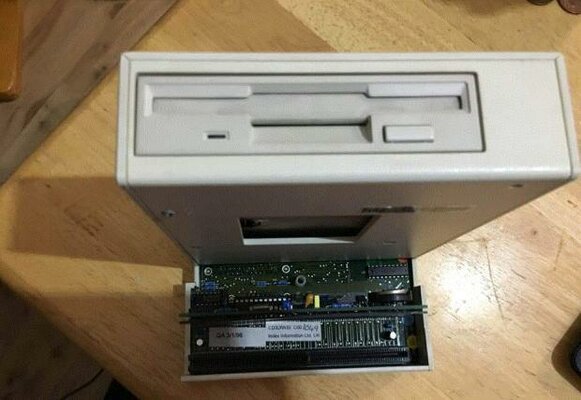 cd 32 floppy drive.jpg