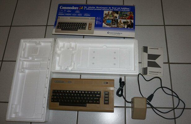 Closed C64 Bread bin in box AmiBay